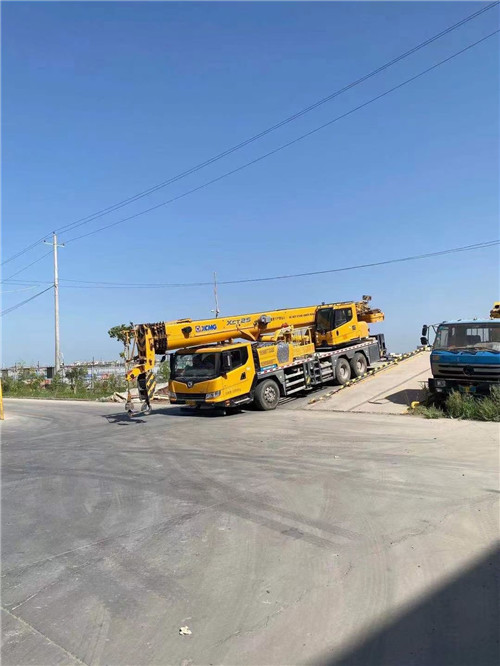 武定县吊车作业时，可能会产生哪些额外收费项目？